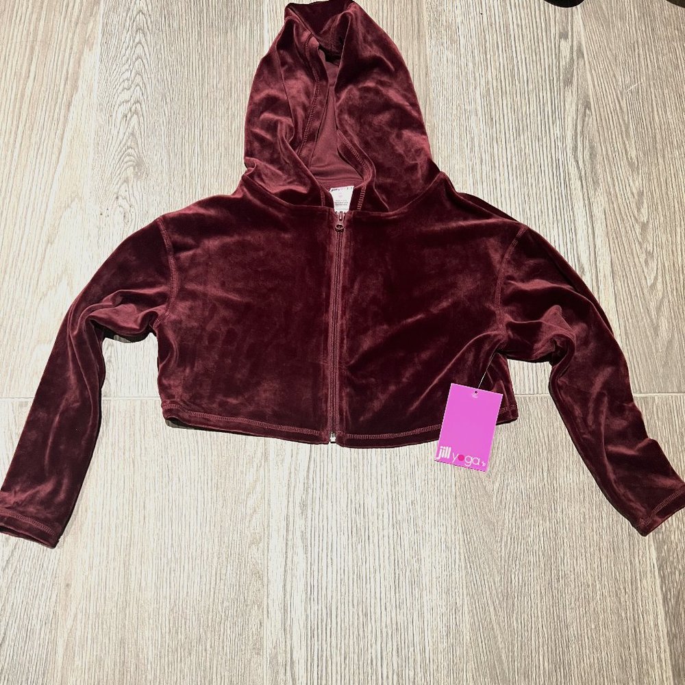 JILLY YOGA KIDS (Girls) Velvet sweat set (like the ivivva for kids)